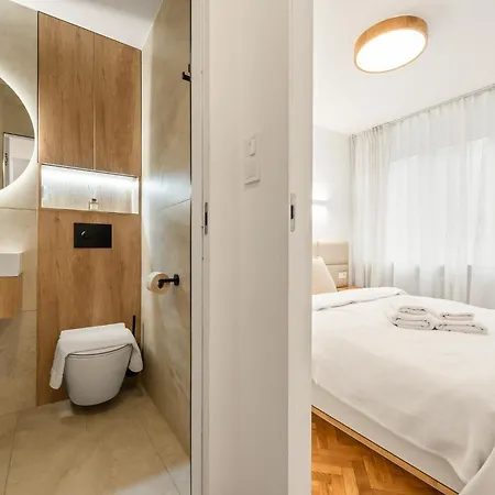Rentplanet - Apartamenty Przy Palacu Kultury I Nauki Warschau Exterior foto